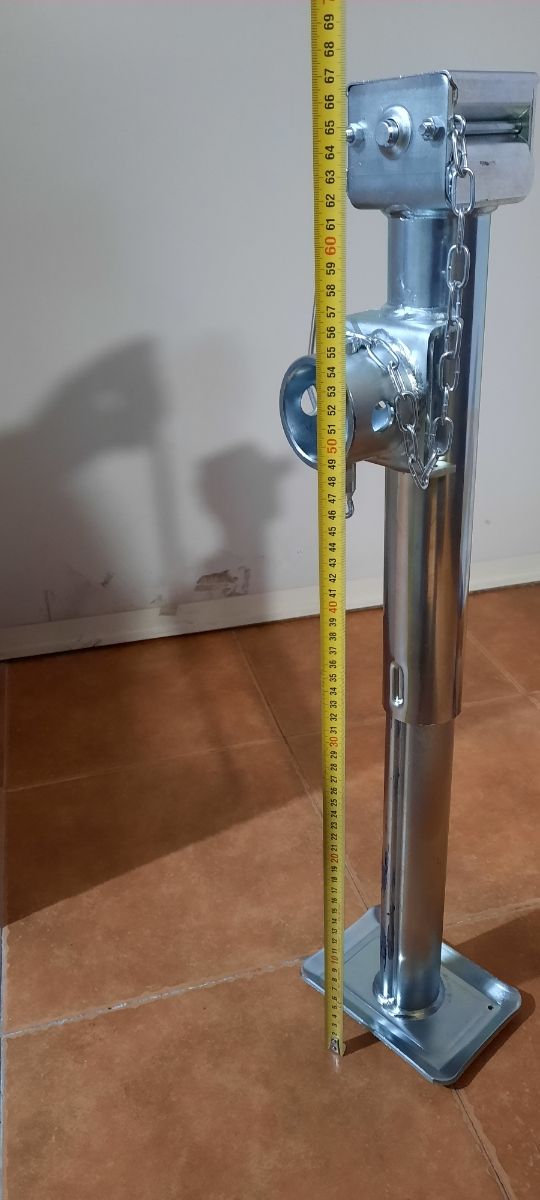 PATA DE SOPORTE DE REMOLQUE