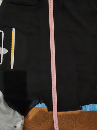 Blusa sedosa negra de Antea 46