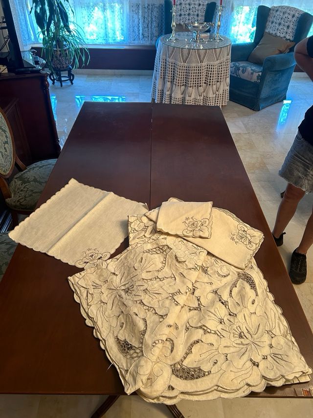 Mantelería de hilo 12 servilletas