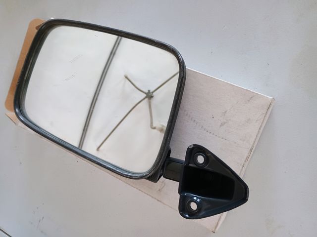 Espejo derecho Nissan Vanette (87-95)