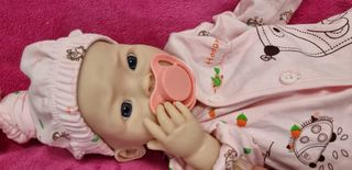 Bebe niña reborn silicona