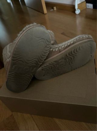 Botas Mou