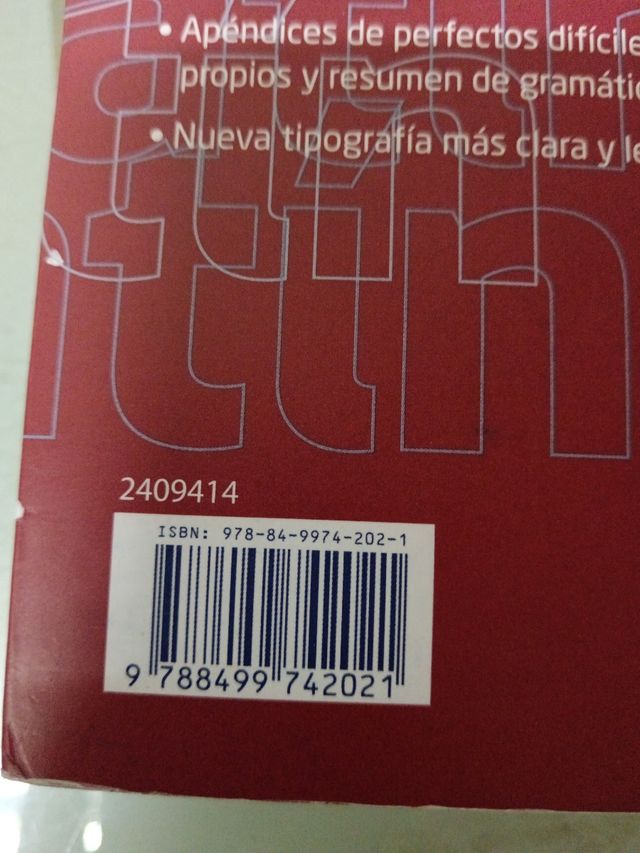 Diccionario Esencial Latino. Latino-Español/ Español-Latino (Spanish Edition)
