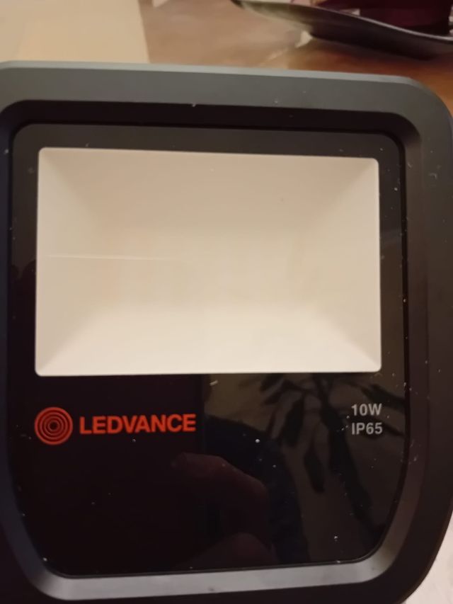 Foco Ledvance 10W IP65