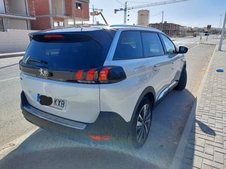 Peugeot 5008 2019