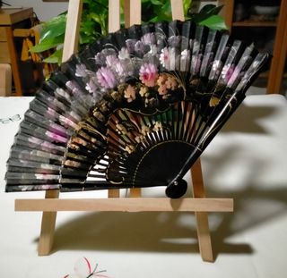 ventaglio antico donna ragazza legno