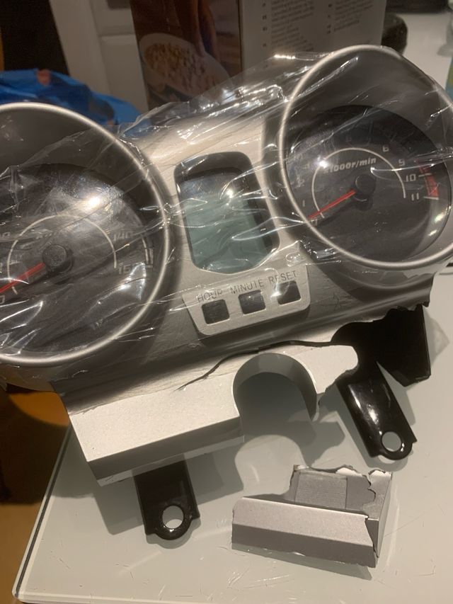 Twister motocicleta velocimetro