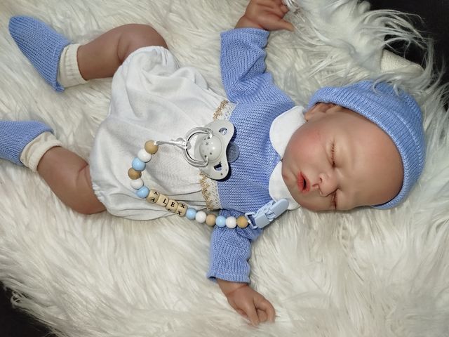 Bebé reborn silicona