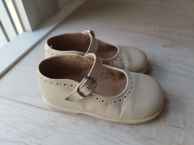 Merceditas piel niña