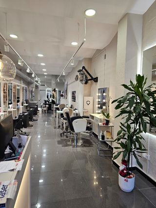 Oficina - Local en venta peluquería estética 
