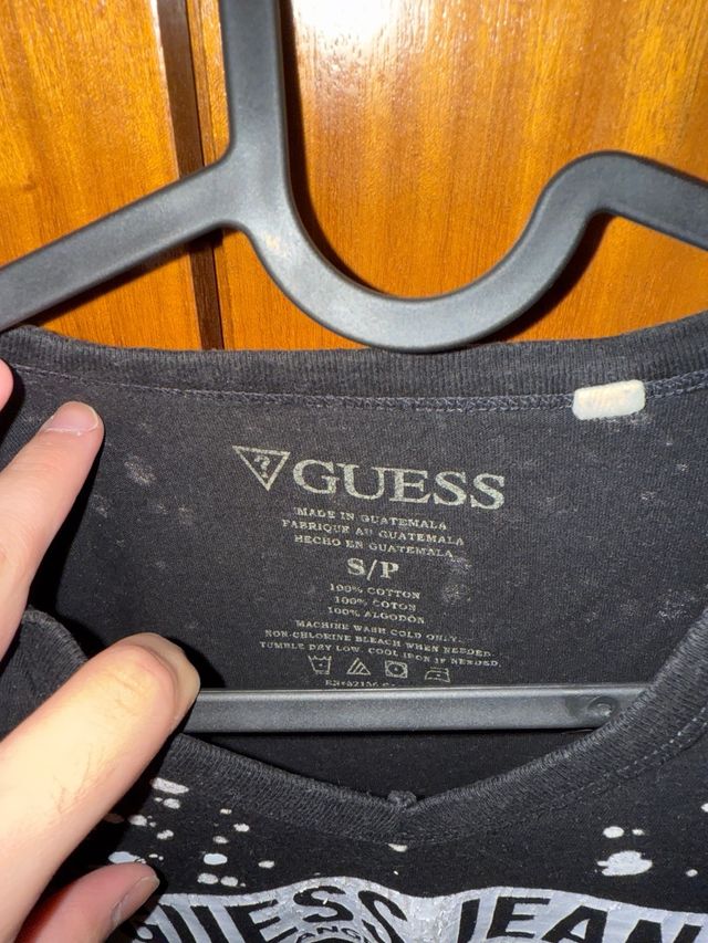 Camiseta GUESS