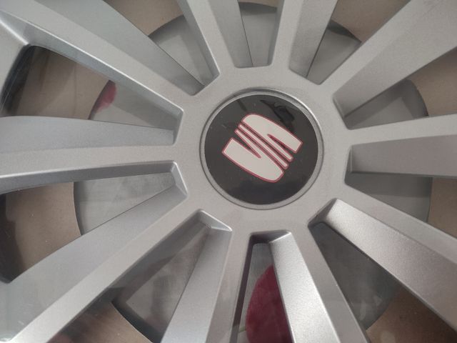 Tapacubos Seat 16" pulgadas- Nuevos