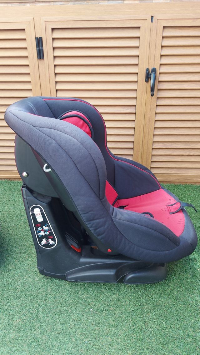 Dos sillas de coche Be Cool Grupo 0 y 1