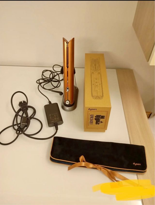 Dyson piastra wireless