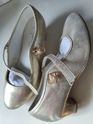 "NUEVO" TRAJE DE FALLERA NIÑA 5/9 AÑOS