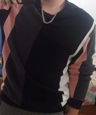 Jersey negro, rosa y blanco