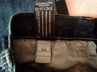 Vaqueros rectos entretiempo hombre.