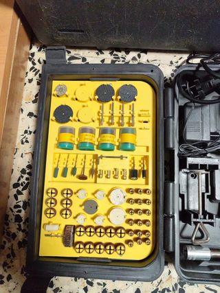 * Dremel Builder performance maletin