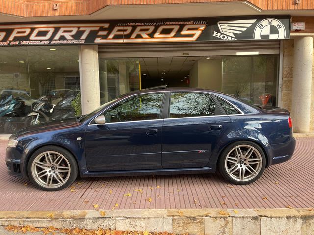 Audi RS4 4.2 V8 FSI QUATTRO-NACIONAL-