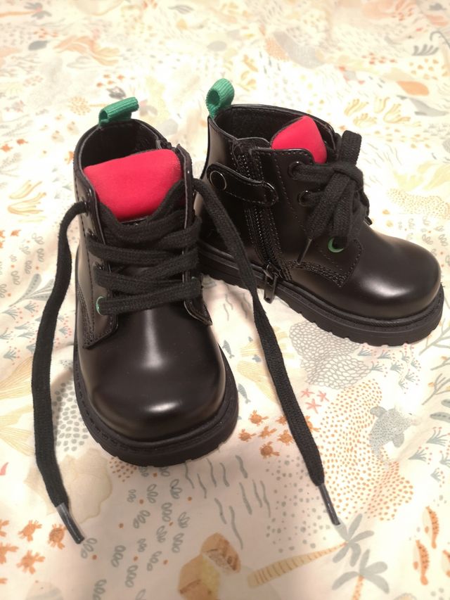 Botas bebé negras
