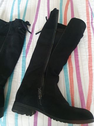 Botas altas negras