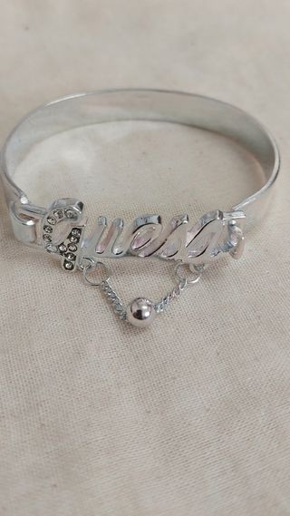 Esclava Guess