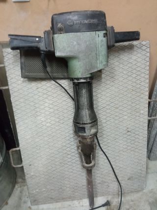 Martillo percutor 