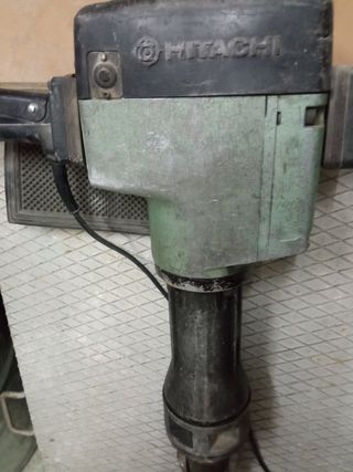Martillo percutor 