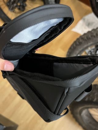 Mala de acessórios para bicicleta