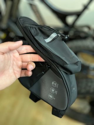 Mala de acessórios para bicicleta