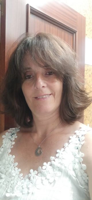 Se ofrece mujer limpiezas generales