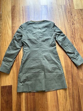 Spolverino ricamato a mano