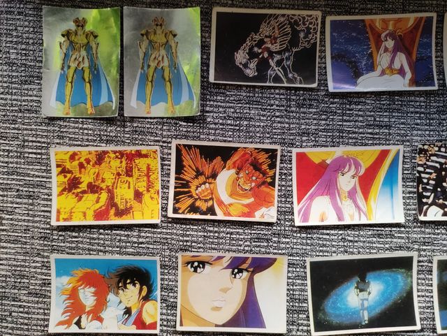 Cromos Caballeros del Zodíaco.