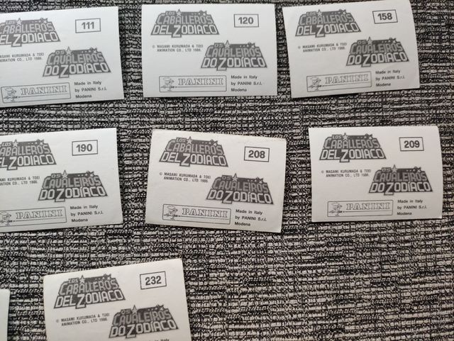 Cromos Caballeros del Zodíaco.