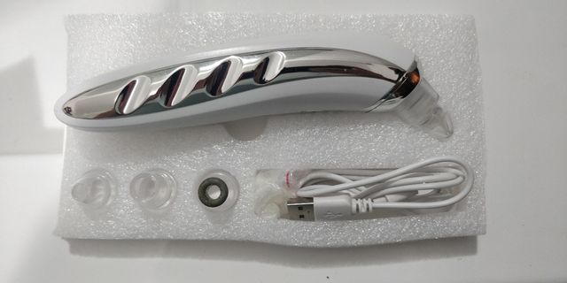 Aspiratore punti neri ricaricabile