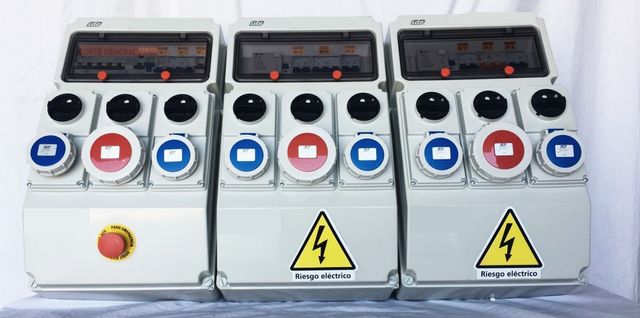 CUADRO DE ENCHUFES C/BASES MONOFÁSICAS Y TRIFÁSICA