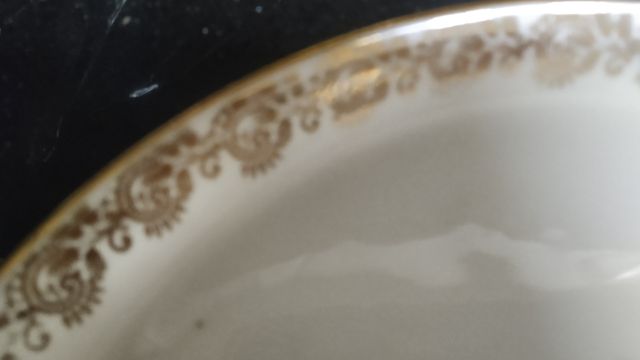 Plato porcelana Limoges rebajado.