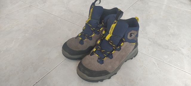 Botas trekking quechua mh 500 tg 33