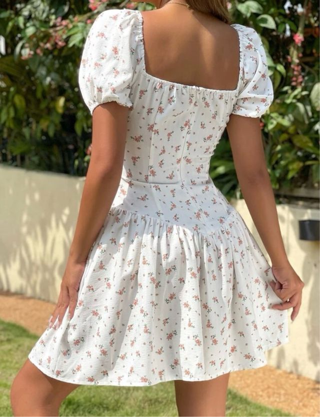 Vestido blanco flores