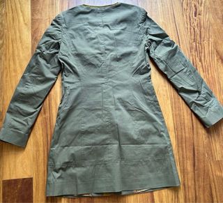 Spolverino ricamato a mano