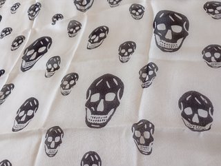 Pañuelo Alexander McQueen