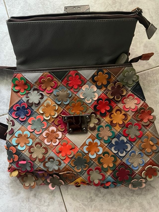 Bolso mochila de cuero italiano