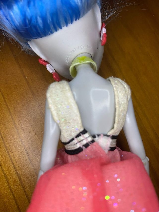 MONSTER HIGH, GHOULIA