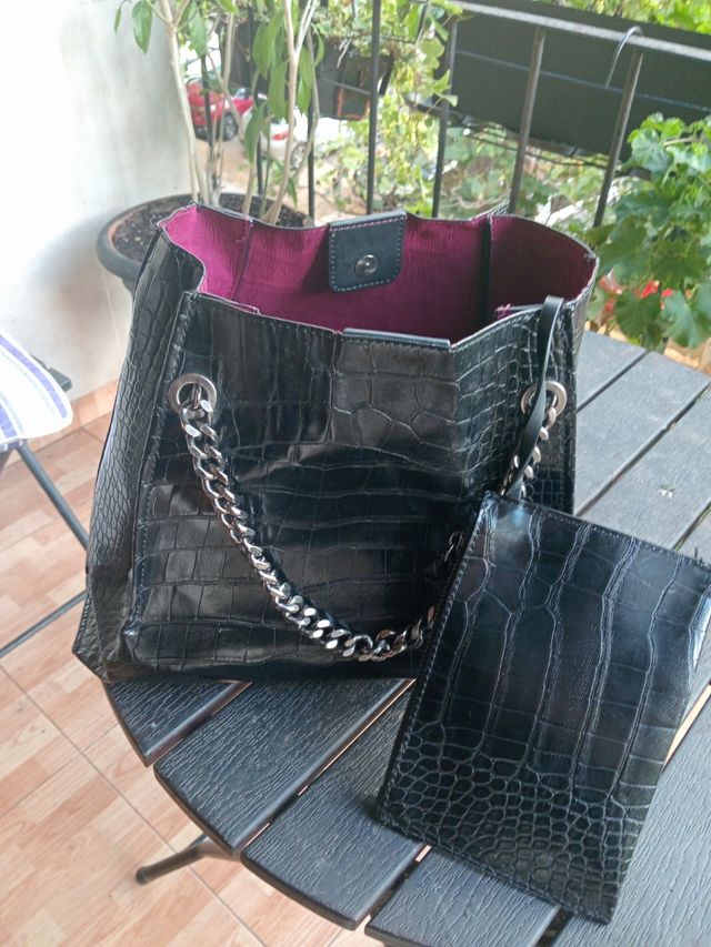 Bolso negro de fiesta