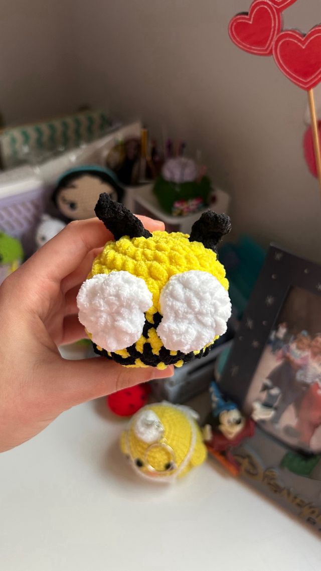 abejita amigurumi crochet