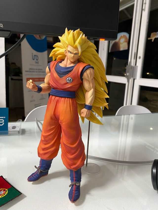 Figura Goku SSJ 3