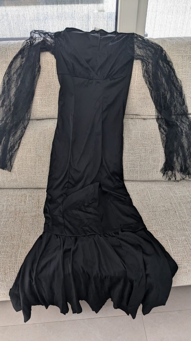 Disfraz Morticia Addams mujer