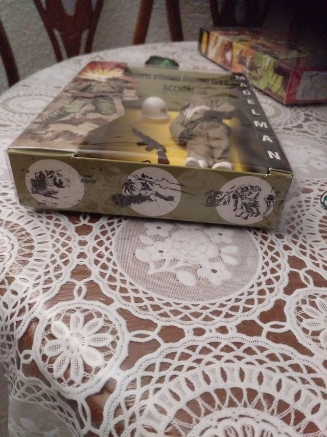 Caja pequeña de madelman