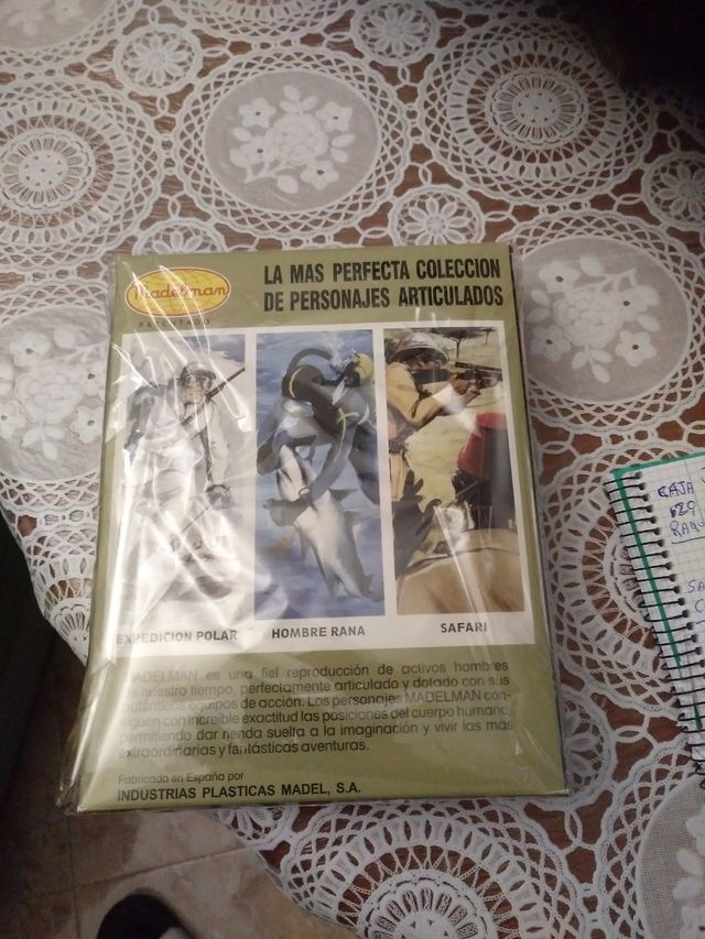 Caja pequeña de madelman