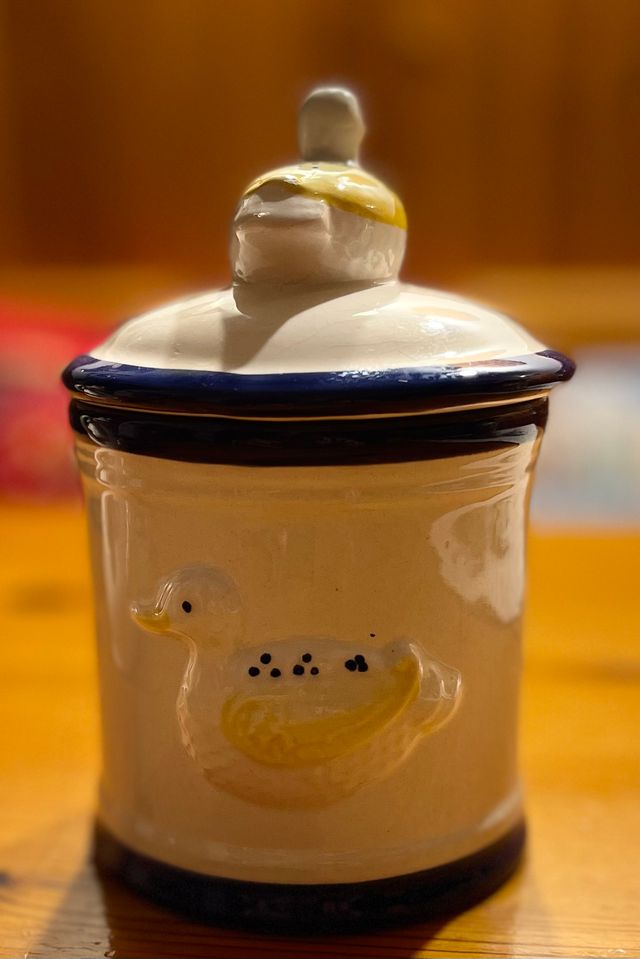 Zuccheriera e lattiera di ceramica